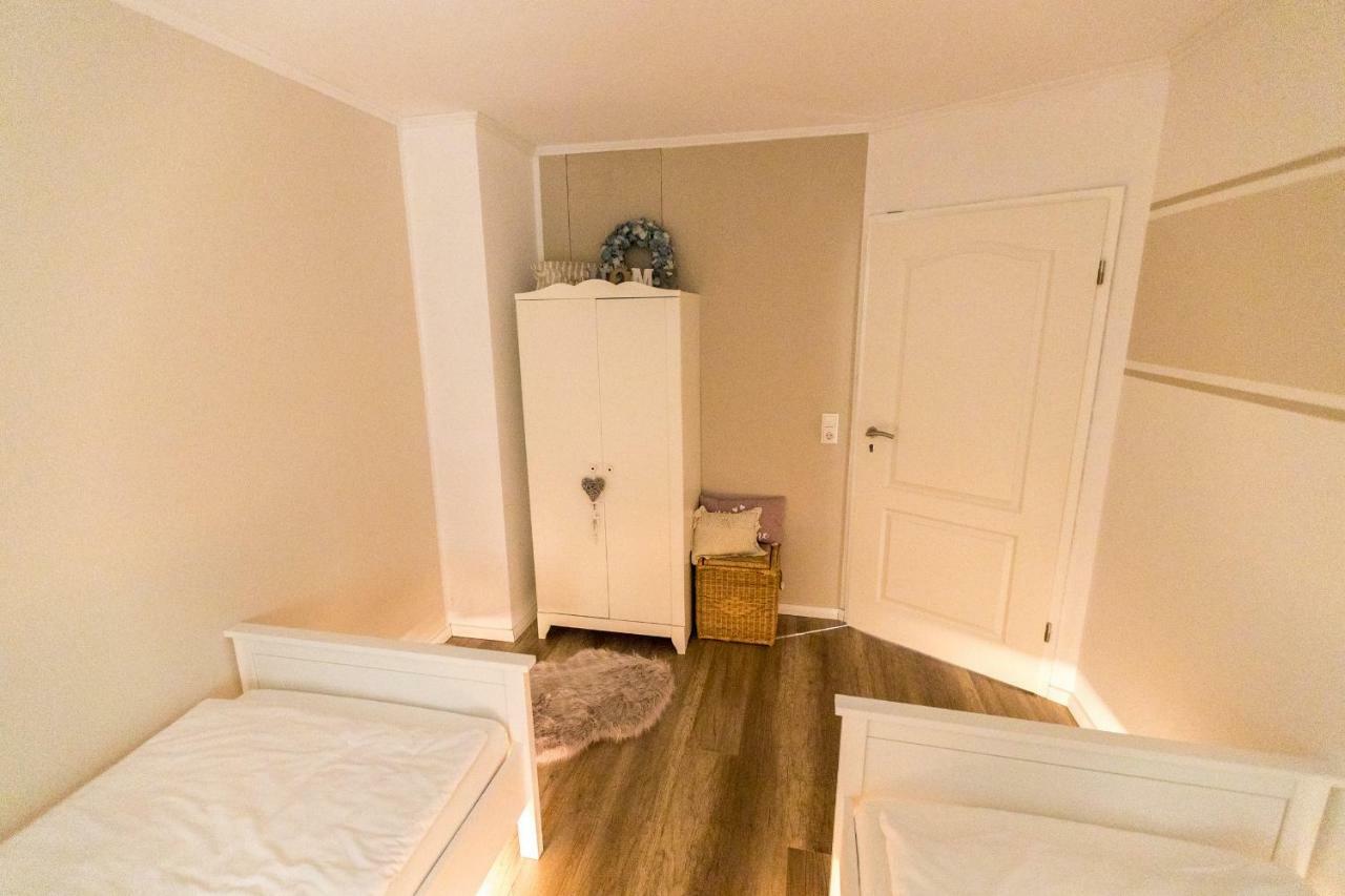 Ferienwohnung Landhaus Swisttal - In Der Naehe Phantasialand Bruehl Und Palmenparadies Therme Euskirchen Zewnętrze zdjęcie